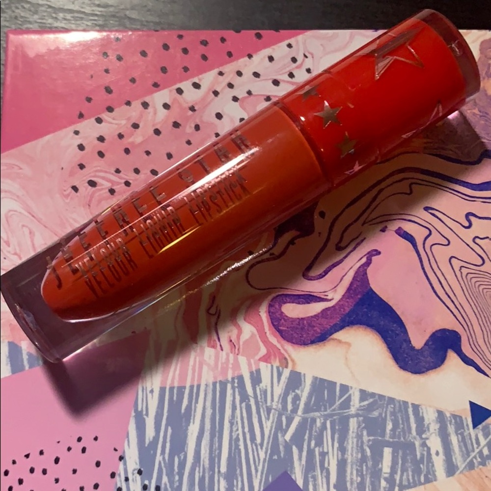 LE Checkmate JS Lipstick
